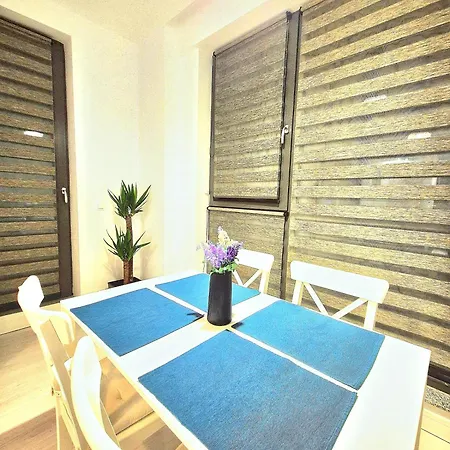 Cuba Two Side Sea View Mamaia Nord Onix Blue